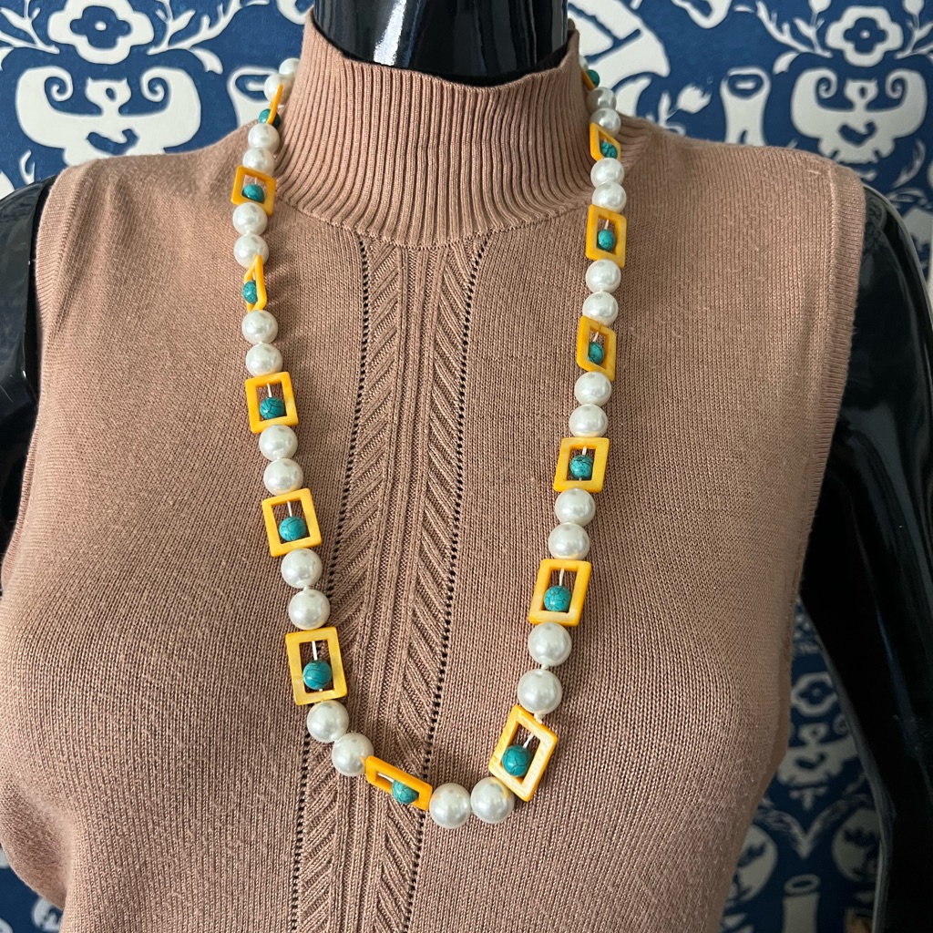 Unique Three Color Necklace